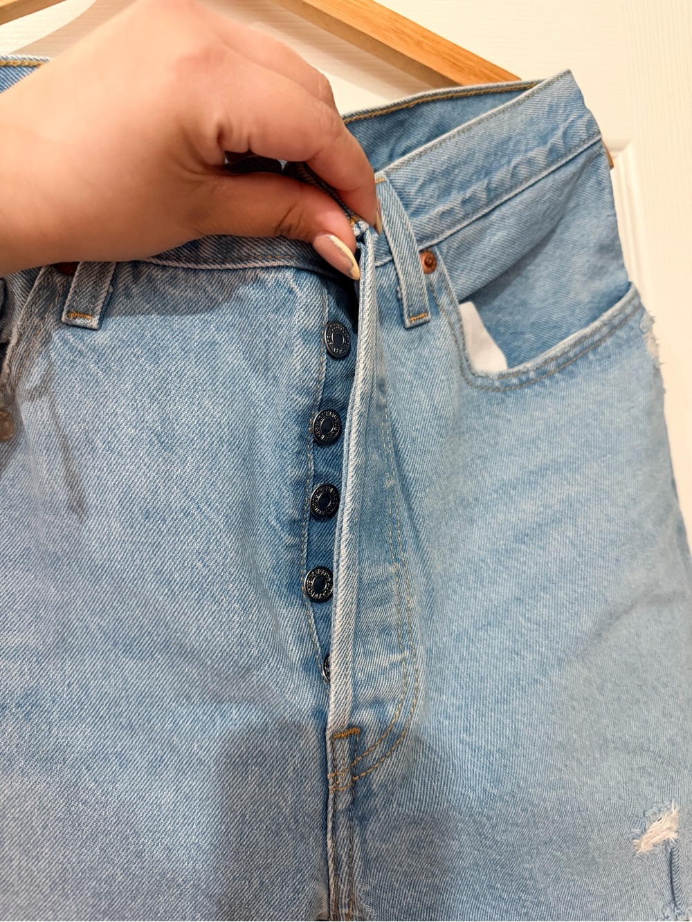 Levi's Light Blue Distressed Straight Leg Jeans - Picture 4 of 8